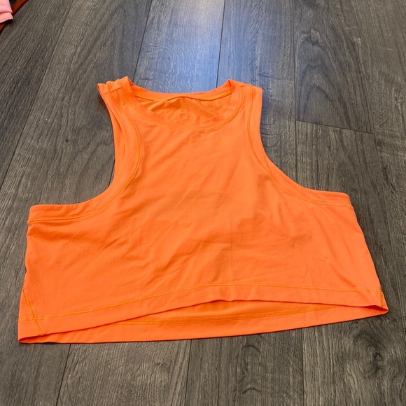 Lululemon open back crop tank - Picture 2 of 3